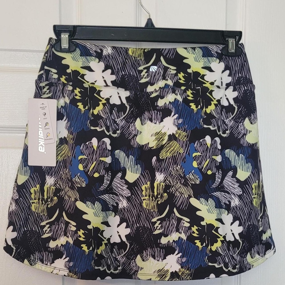 MARIKA SEISMIC ABSTRACT SKORT ⚡️The ultimate alt-activewear
